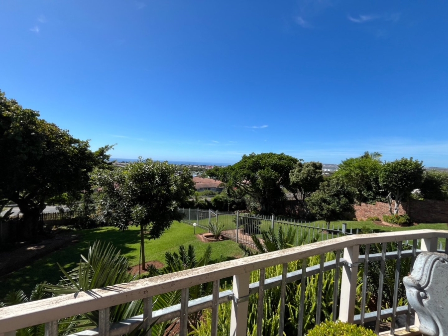 4 Bedroom Property for Sale in Hartenbos Heuwels Western Cape